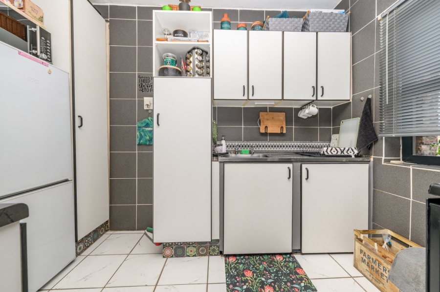 2 Bedroom Property for Sale in Algoa Park Eastern Cape